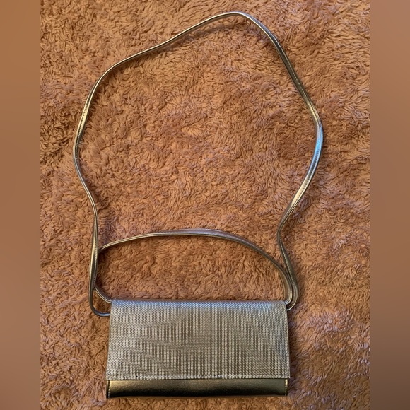 Silver Purse - Picture 2 of 5